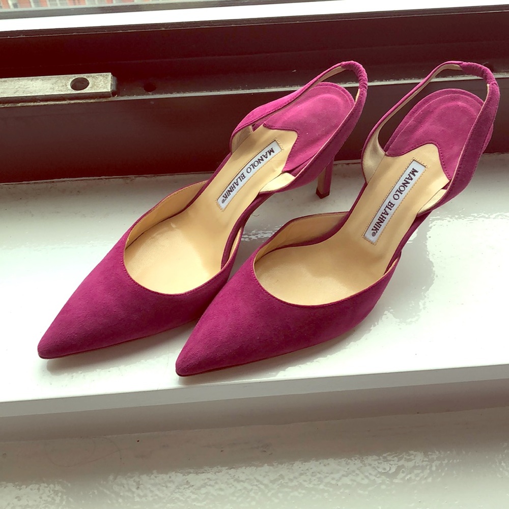 Hot pink Manolo Blahnik sling back heels